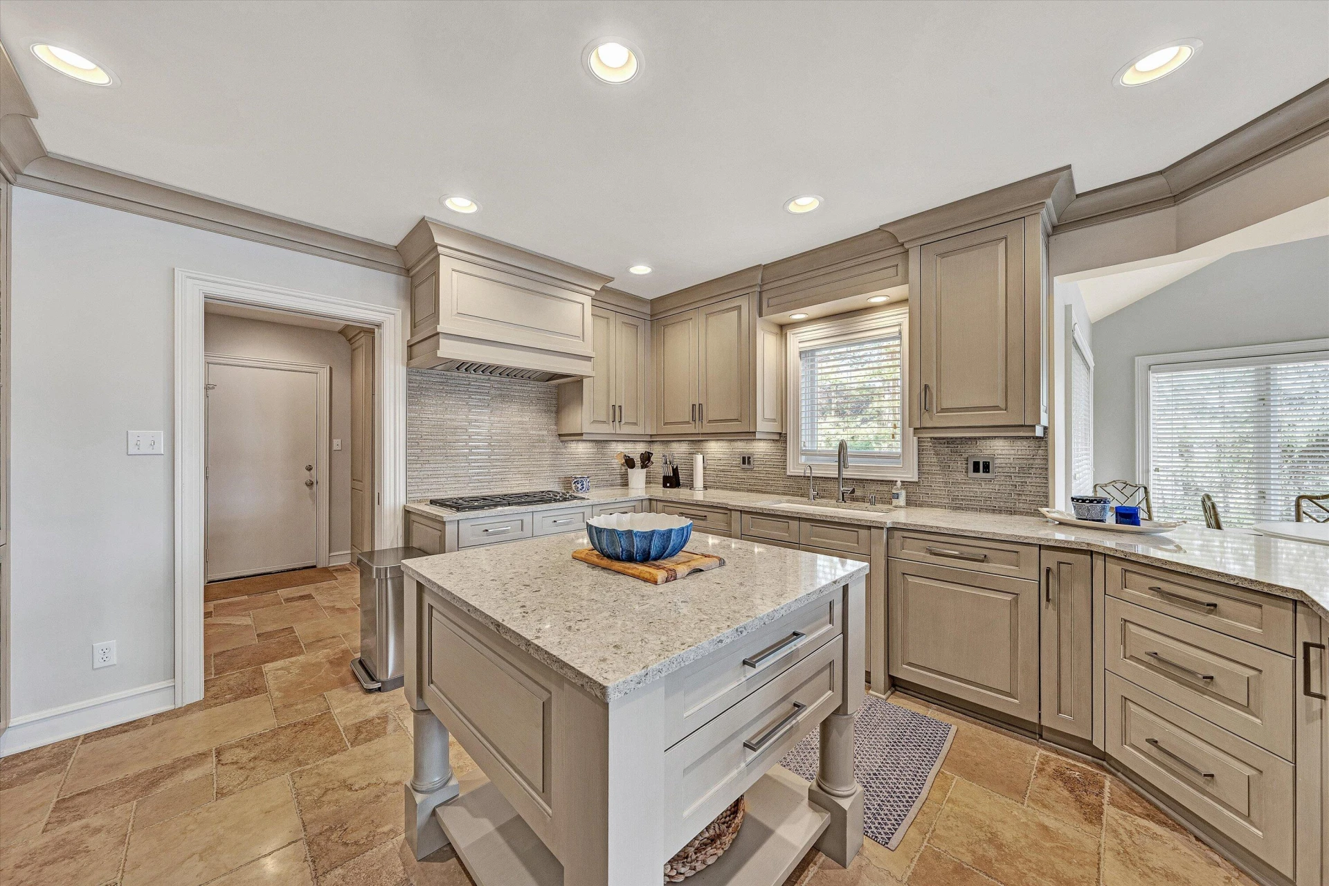 25 Findlay CIR - Photo 30