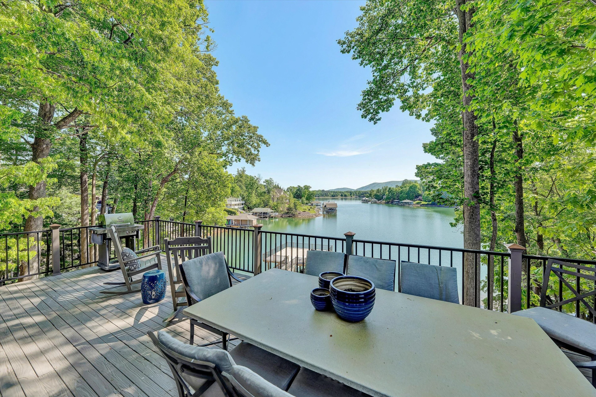 25 Findlay CIR - Photo 36