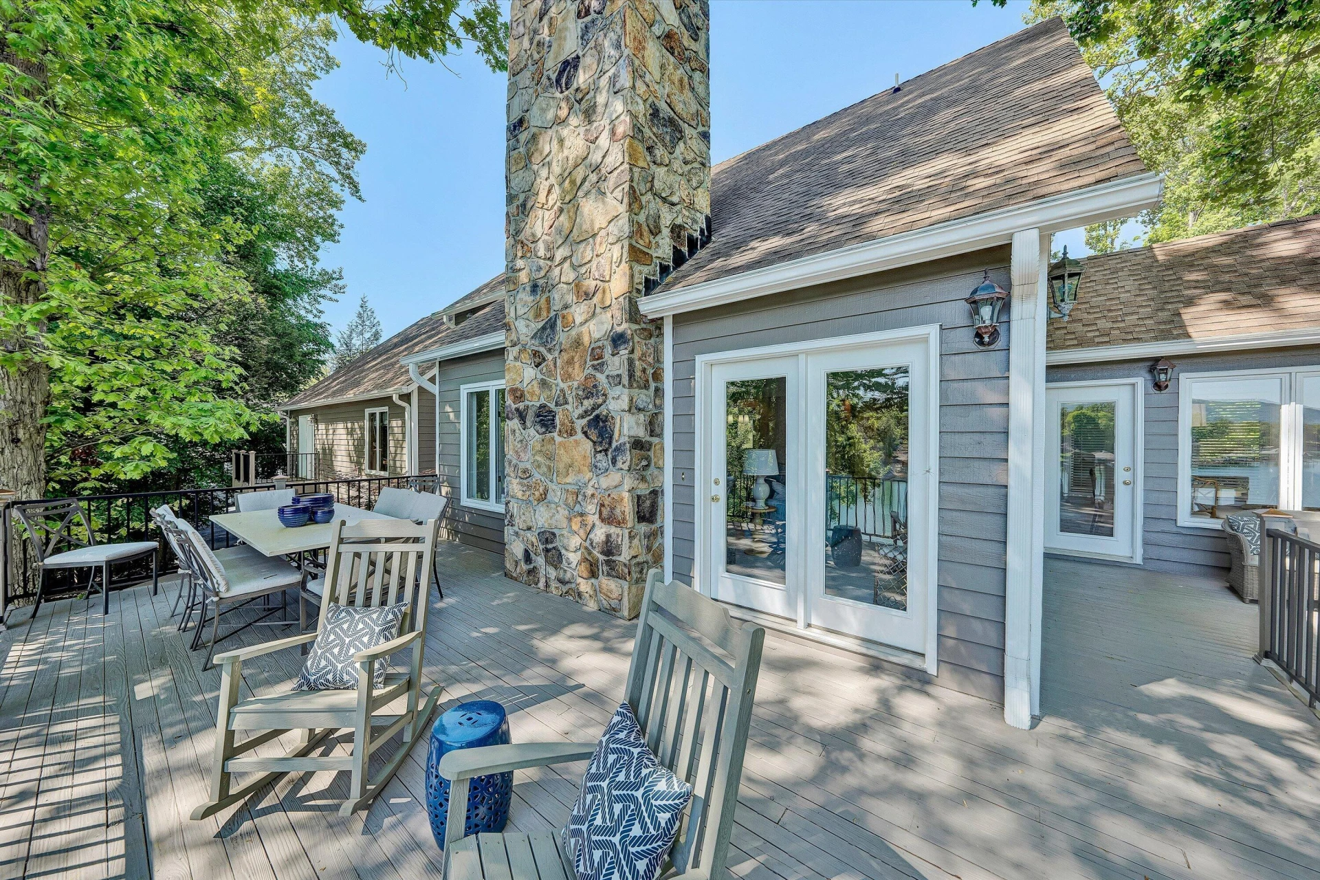 25 Findlay CIR - Photo 37