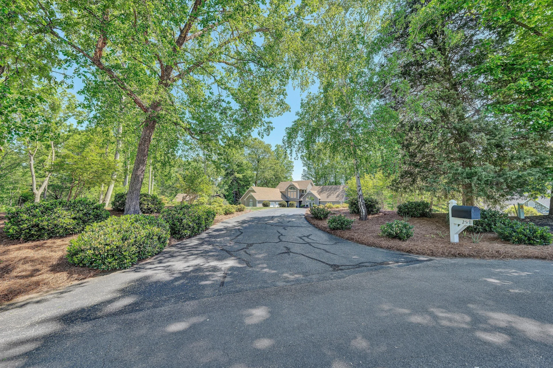 25 Findlay CIR - Photo 11