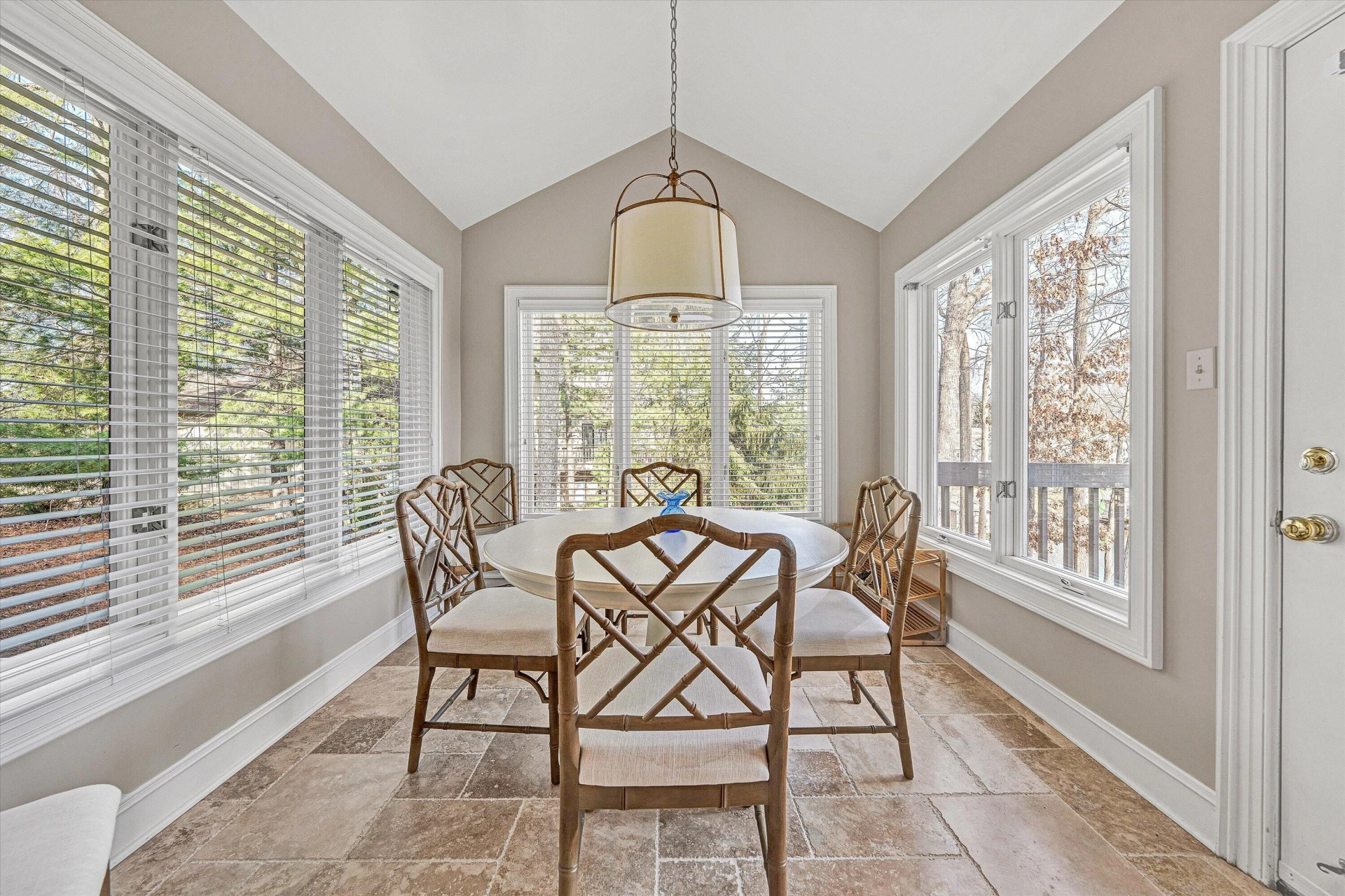 25 Findlay CIR - Photo 96