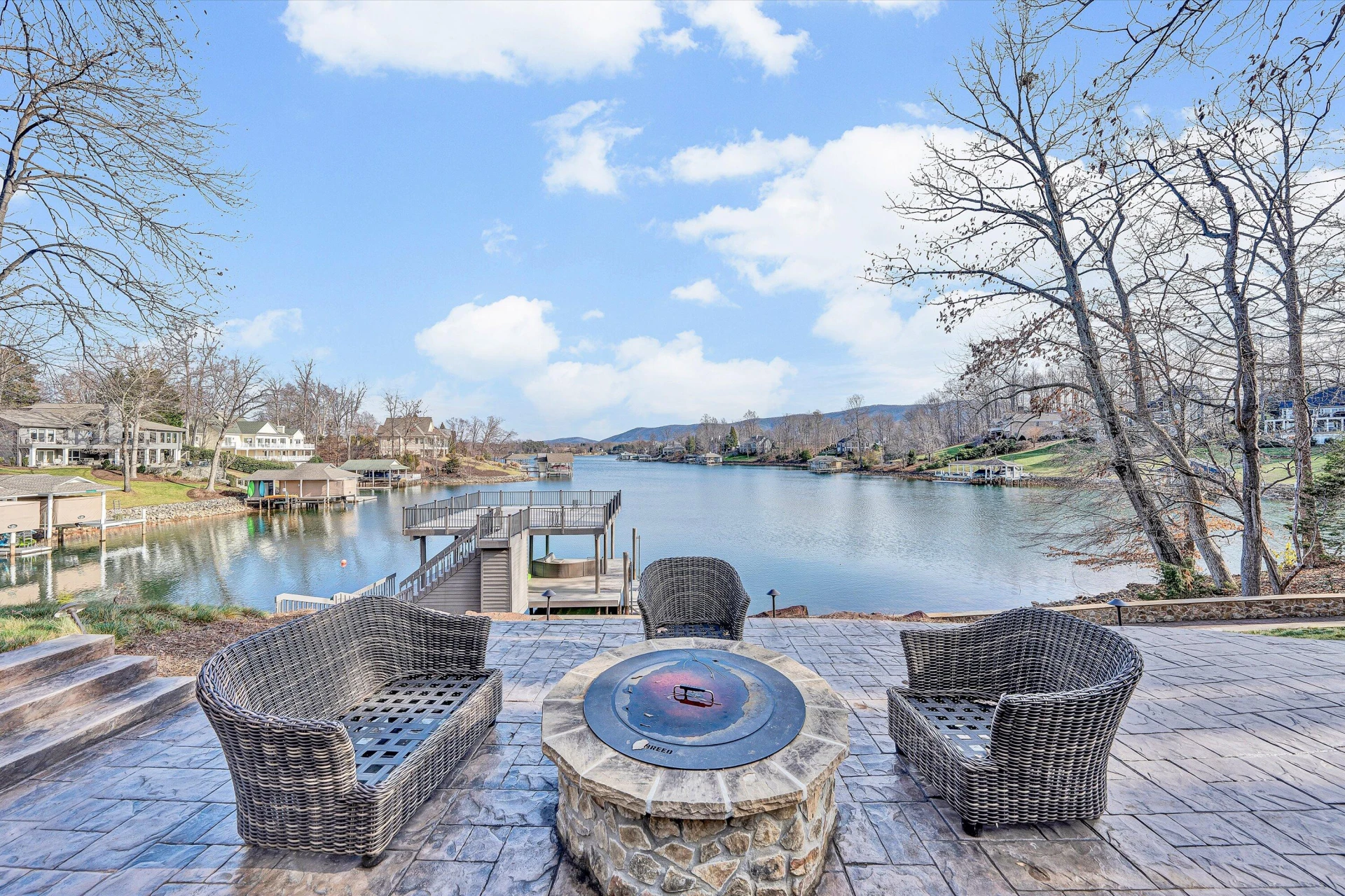 25 Findlay CIR - Photo 102
