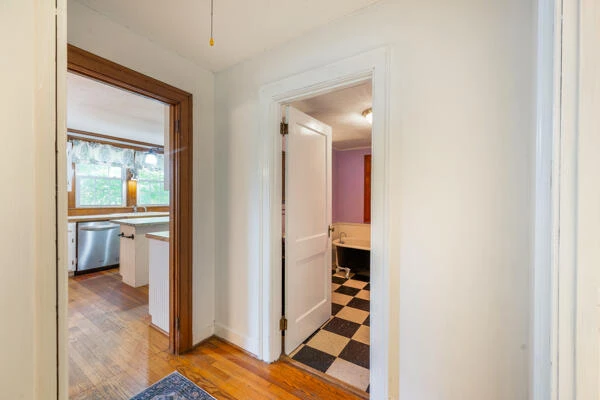 580 Jennings RD - Photo 11