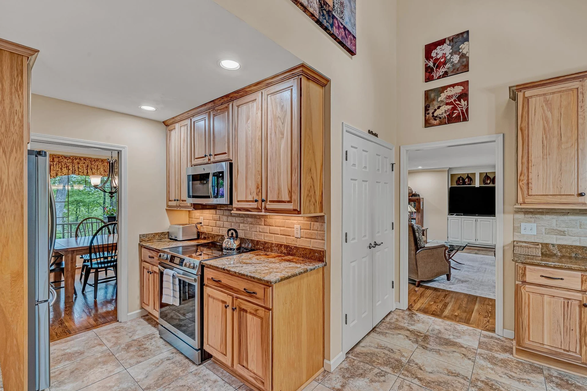 6658 Leffler LN - Photo 14