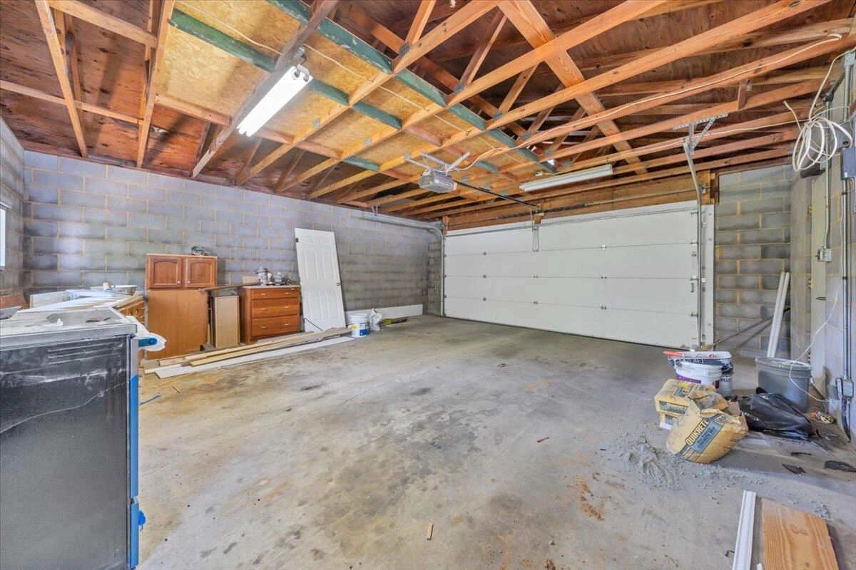 2415 Overlook RD - Photo 31