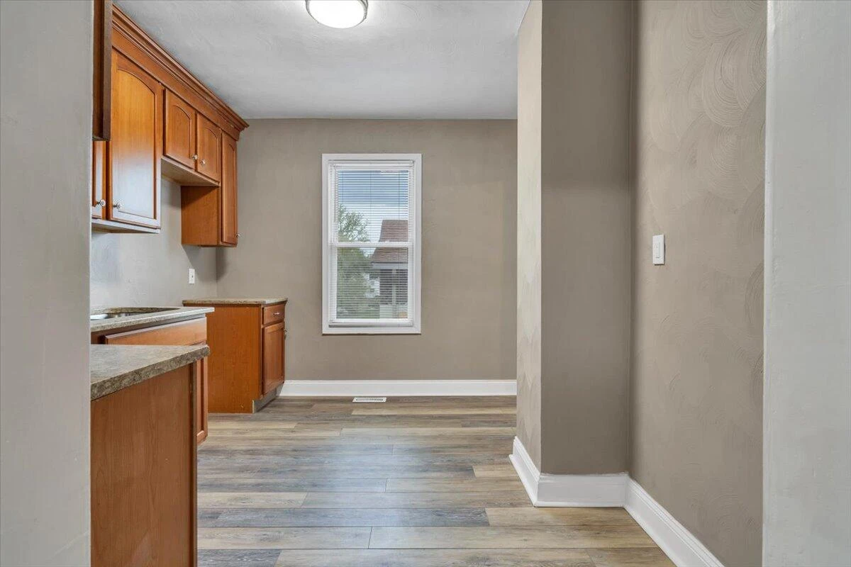 2415 Overlook RD - Photo 8