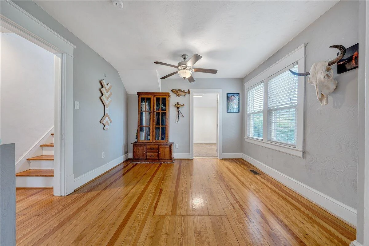 3619 Garden City BLVD - Photo 10