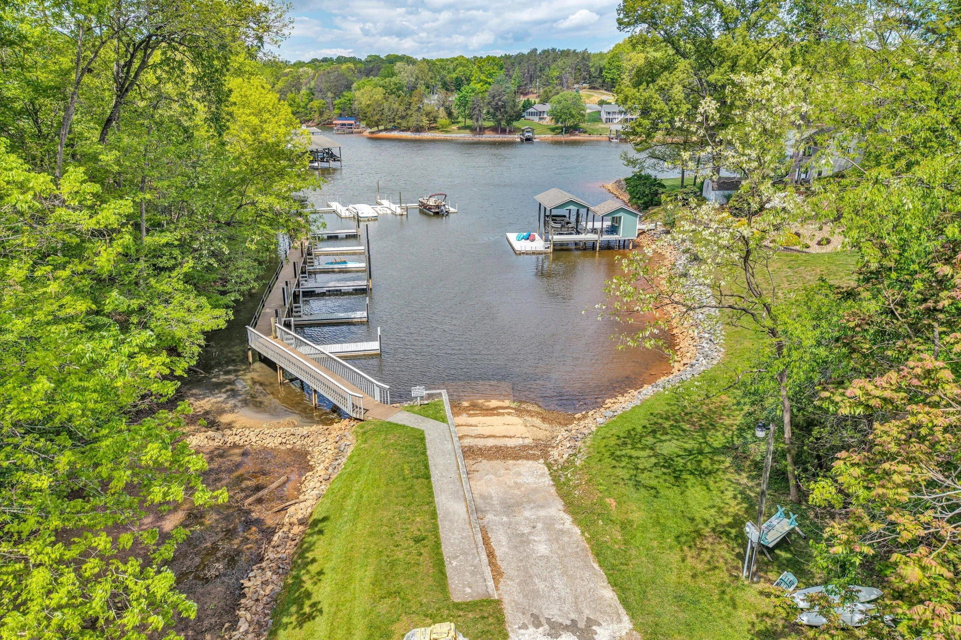 150 INDIAN POINTE DR - Photo 36