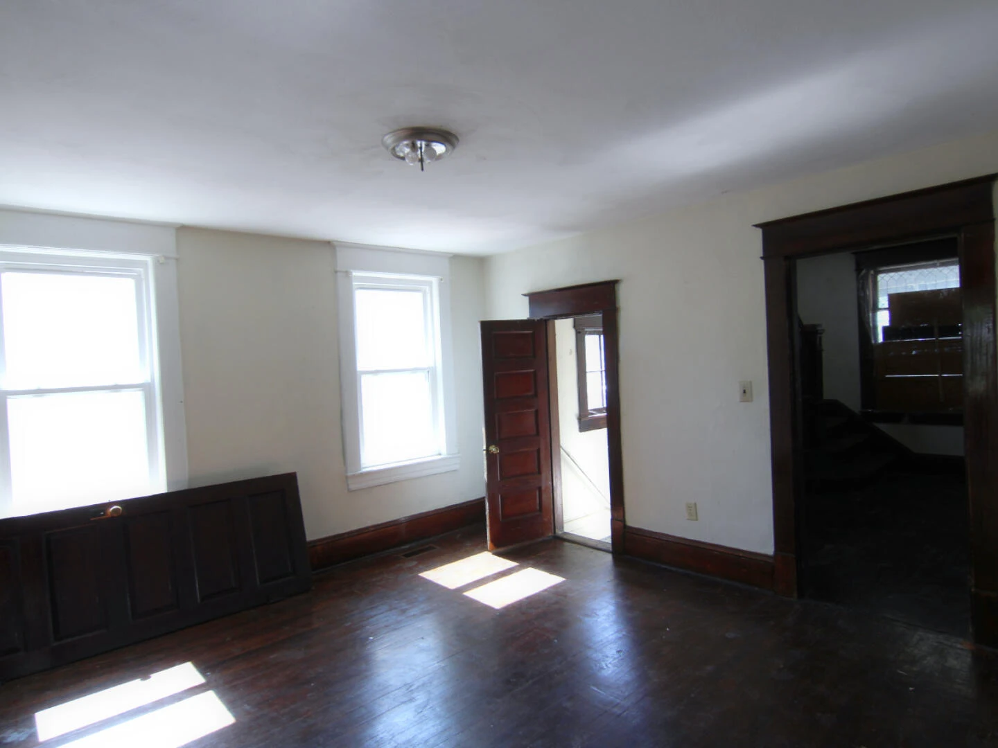 1651 Syracuse AVE - Photo 10