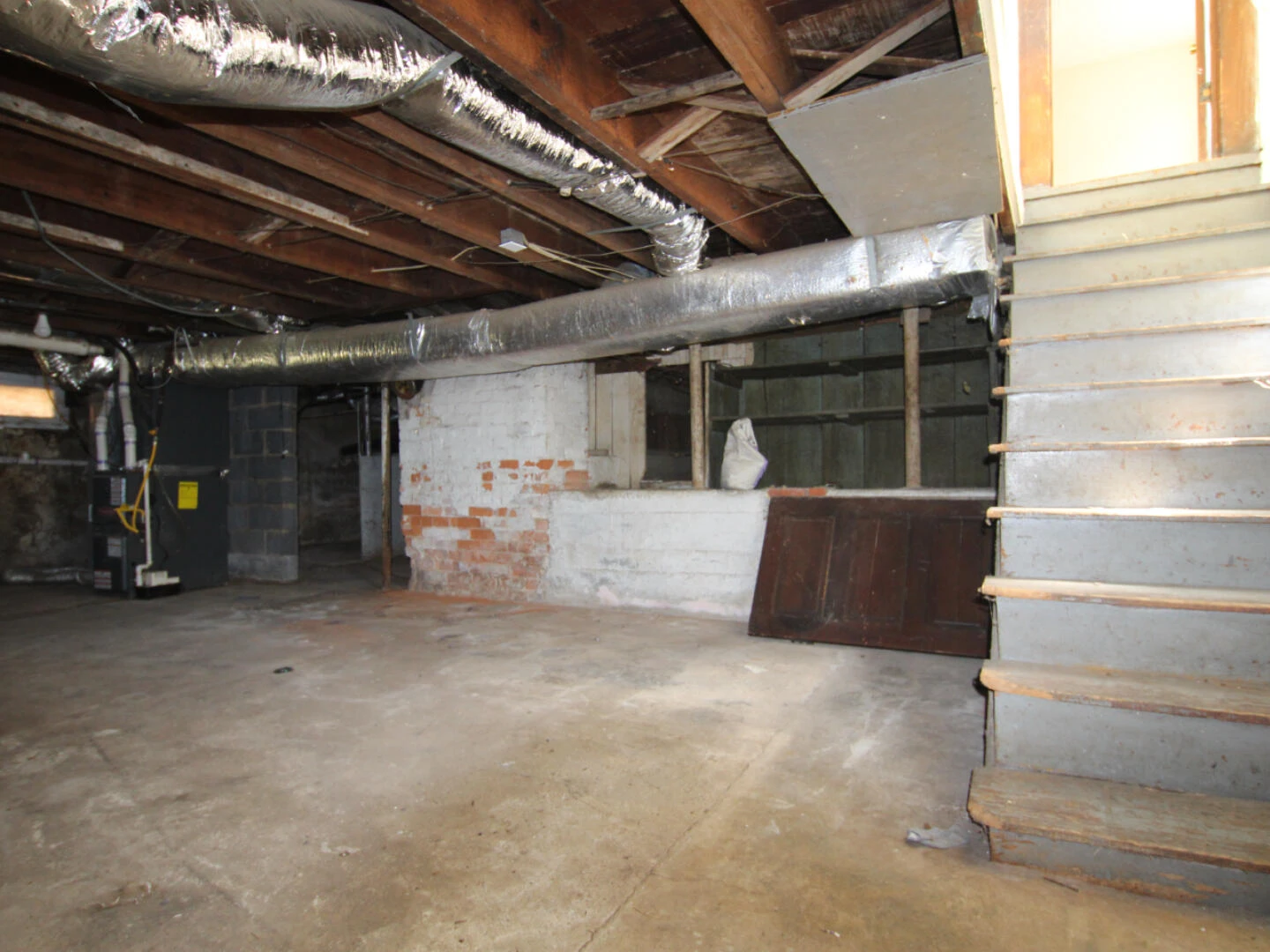1651 Syracuse AVE - Photo 17