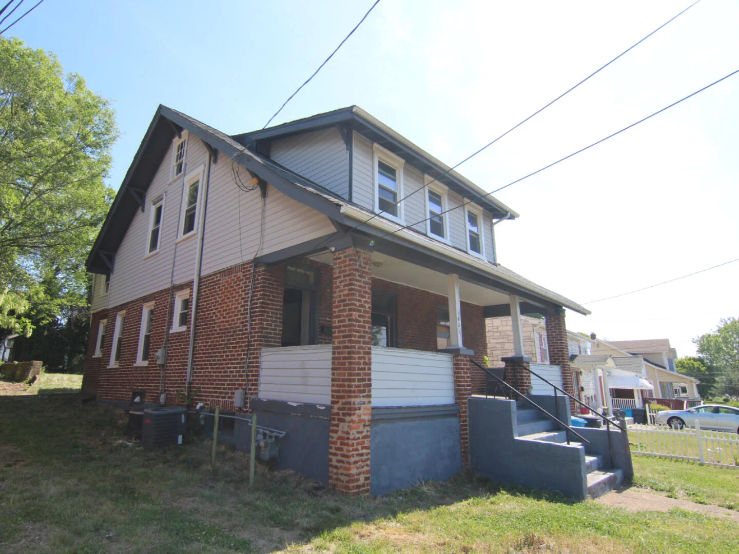 1651 Syracuse AVE - Photo 19
