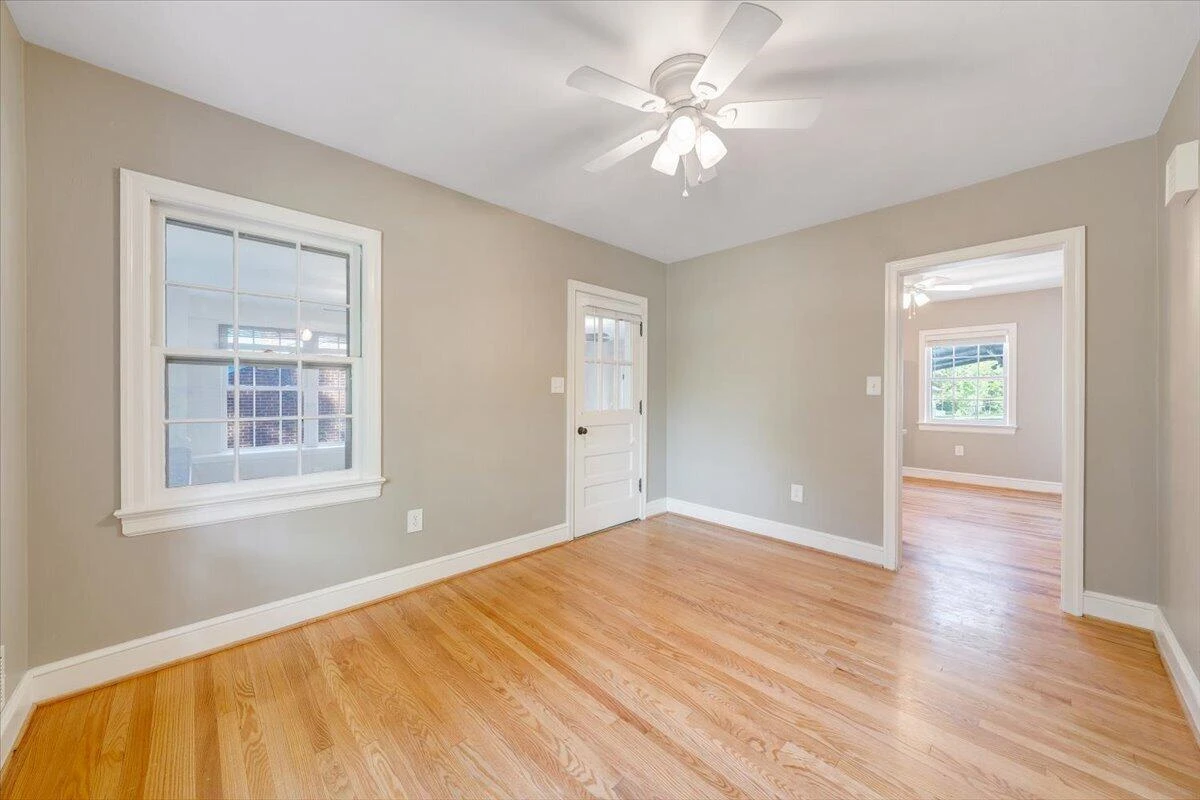 3016 Grandin RD - Photo 17
