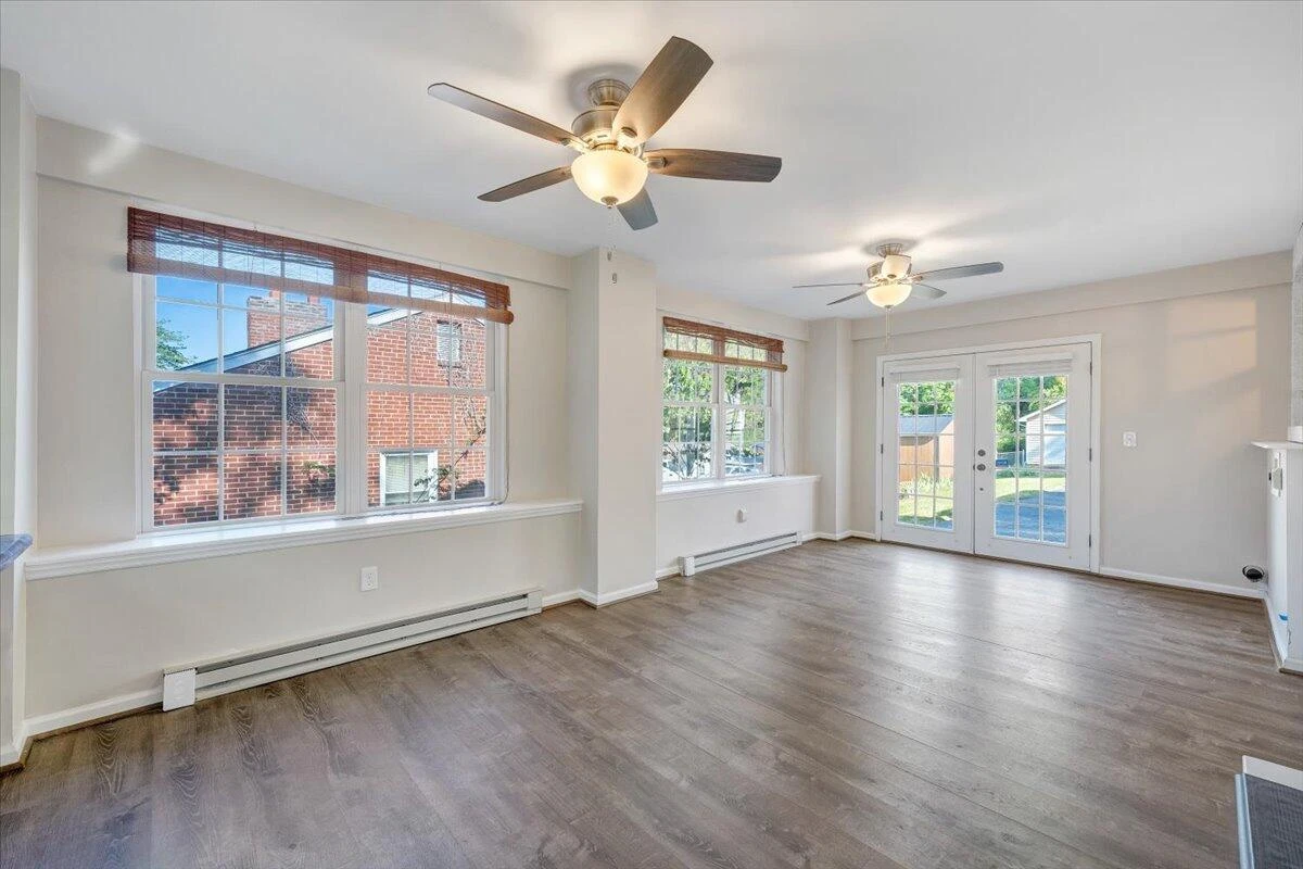 3016 Grandin RD - Photo 20