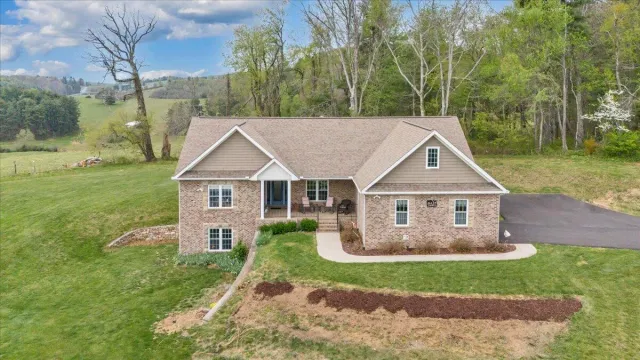 5551 Floyd HWY, Floyd, VA, 24091