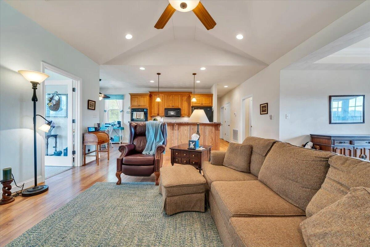 5551 Floyd HWY - Photo 14