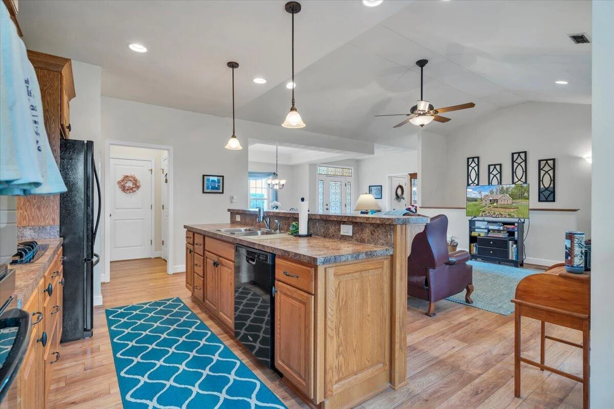 5551 Floyd HWY - Photo 23