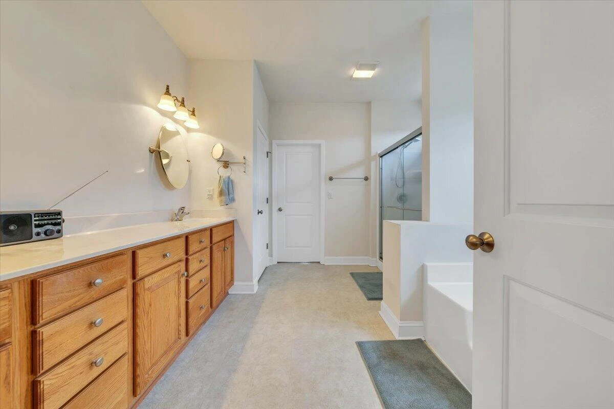 5551 Floyd HWY - Photo 32