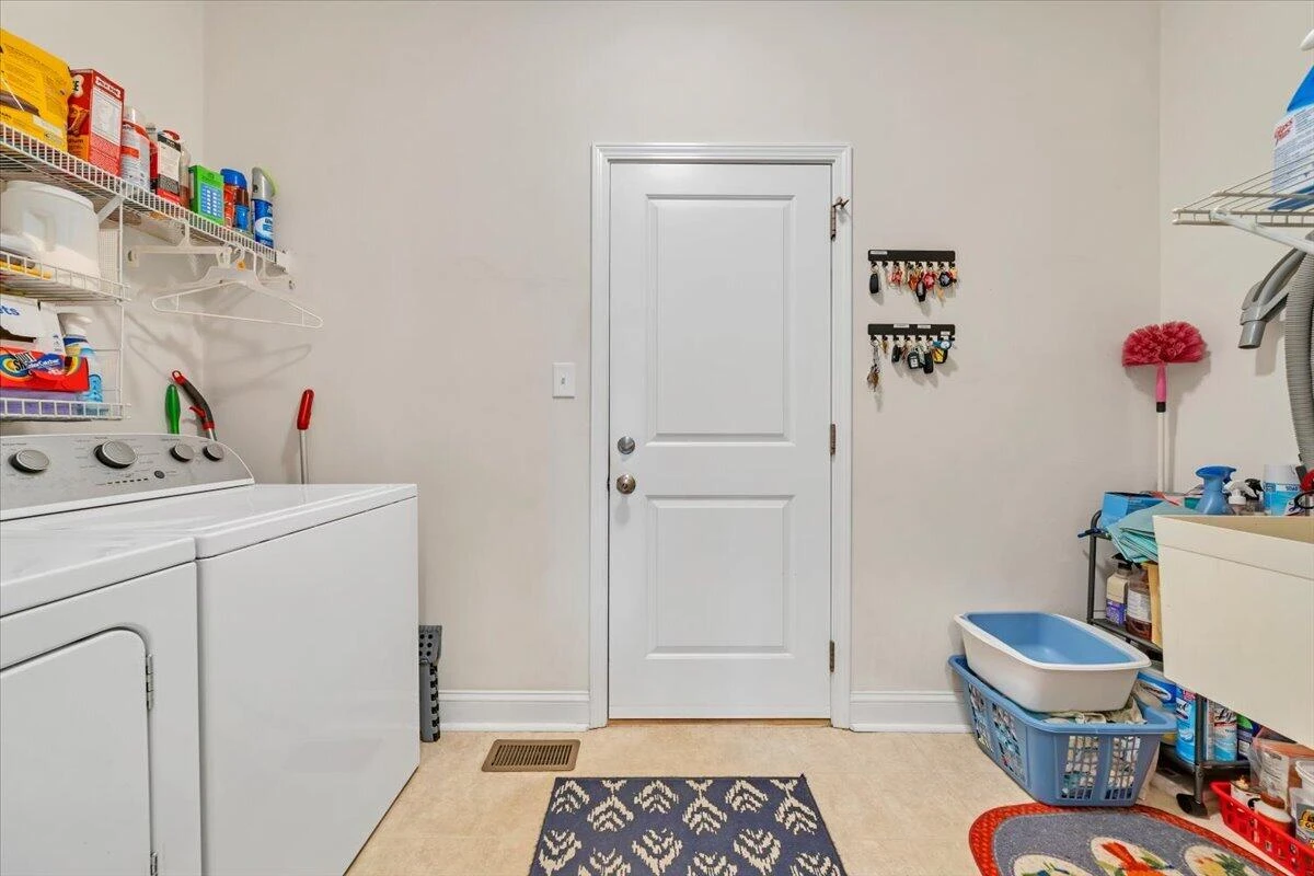 5551 Floyd HWY - Photo 42