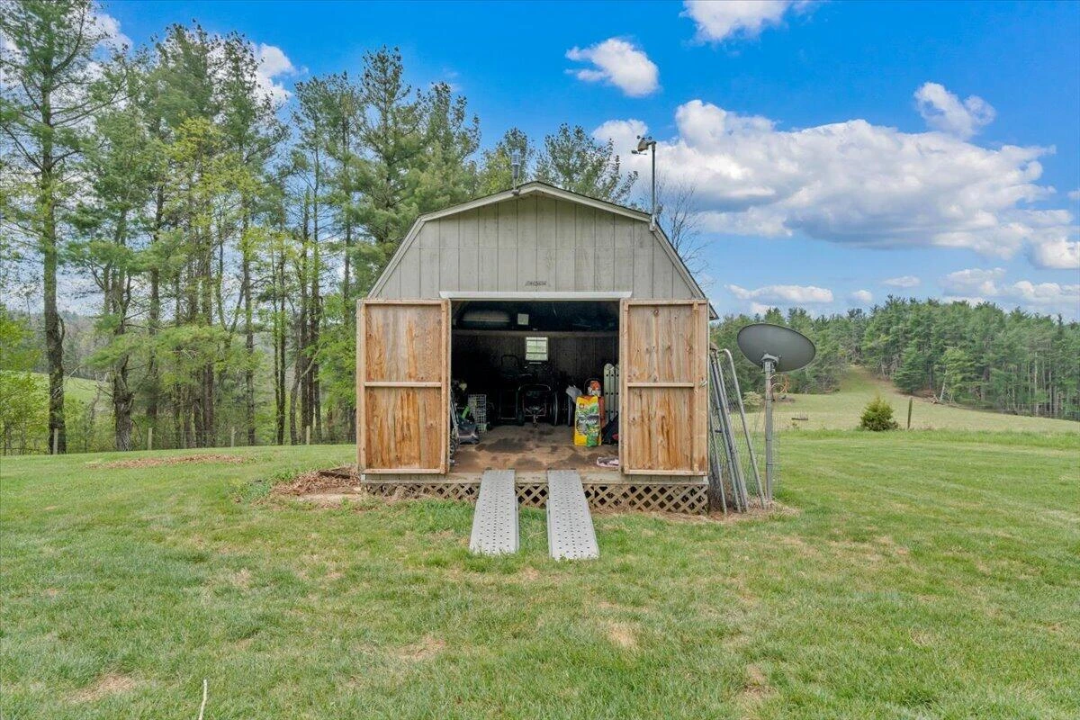 5551 Floyd HWY - Photo 66