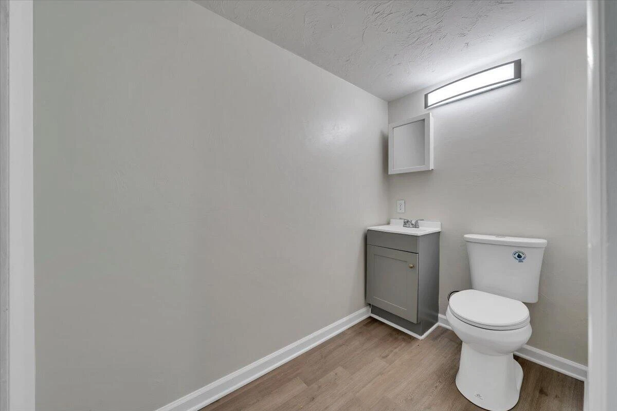 1811 Fareham RD - Photo 22