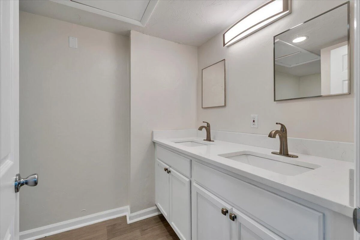 1811 Fareham RD - Photo 25