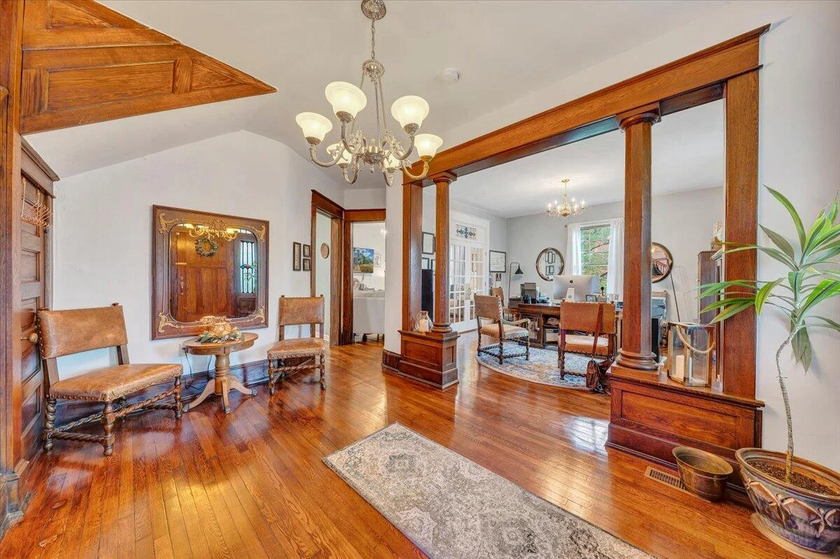 1701 Patterson AVE - Photo 17