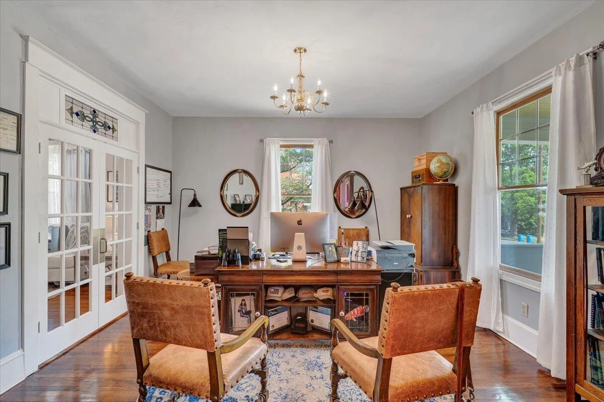 1701 Patterson AVE - Photo 19