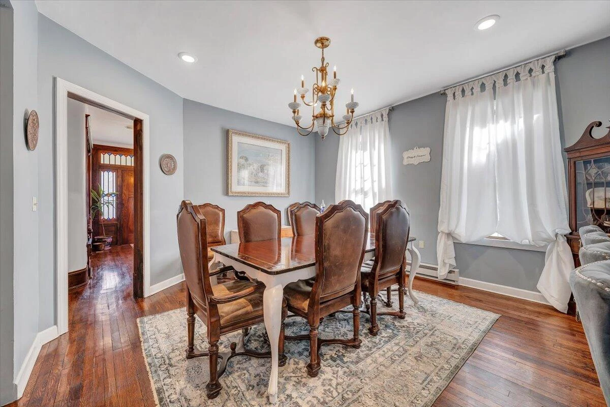 1701 Patterson AVE - Photo 27