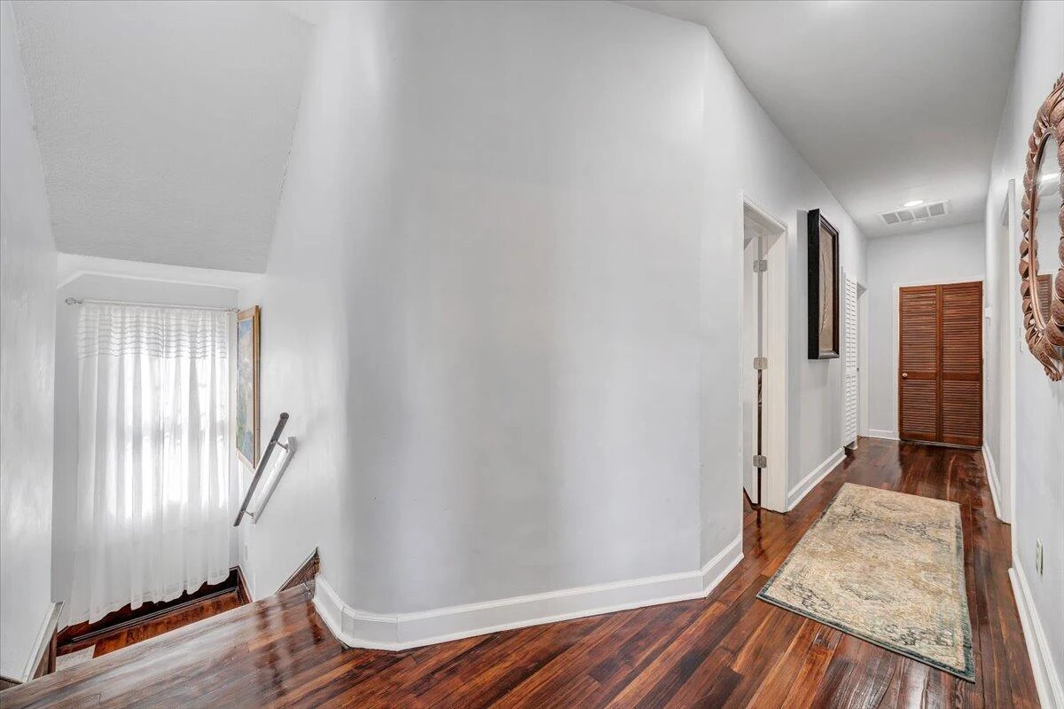 1701 Patterson AVE - Photo 38