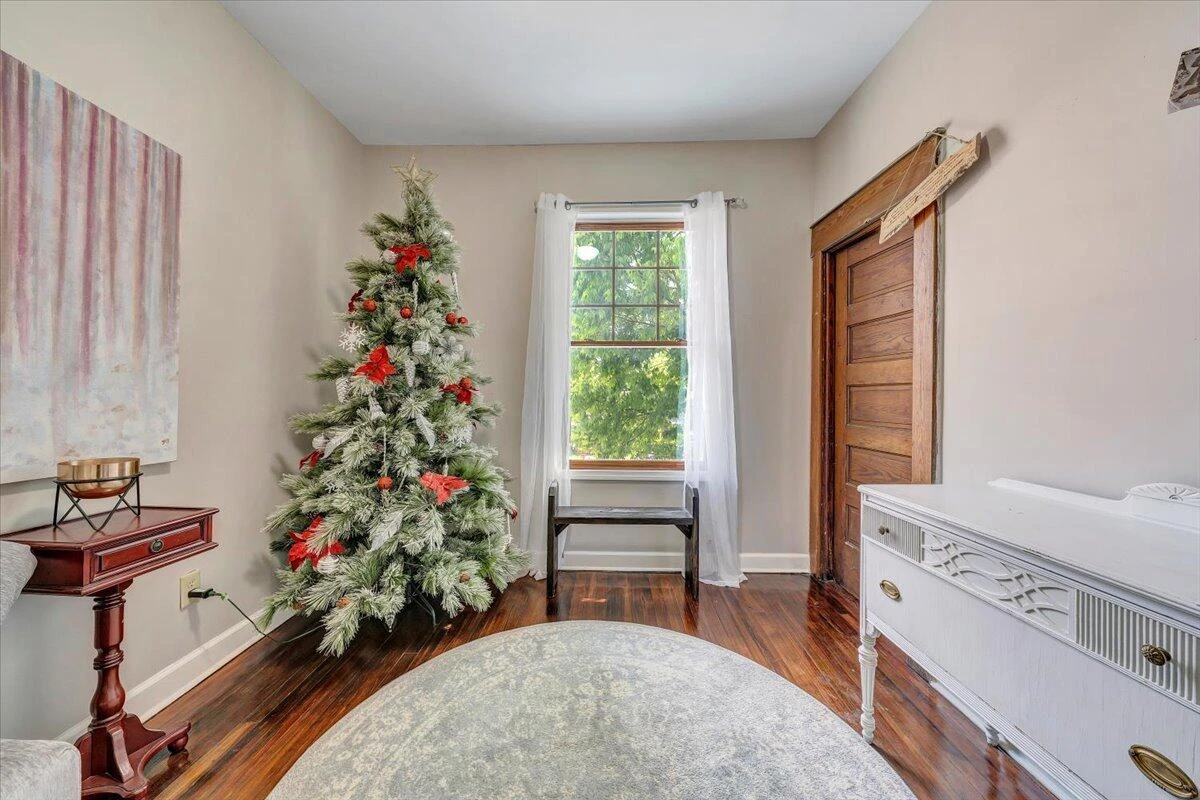 1701 Patterson AVE - Photo 40