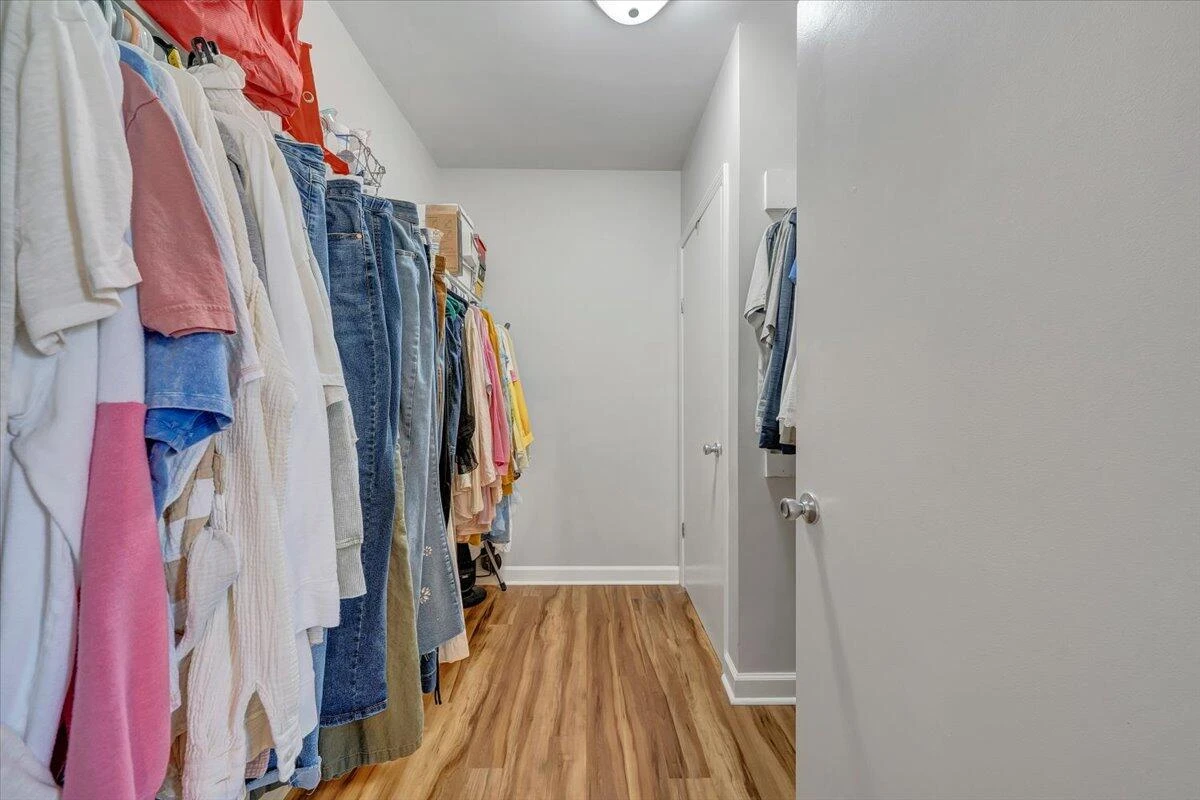 1701 Patterson AVE - Photo 50