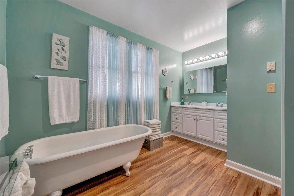 1701 Patterson AVE - Photo 52