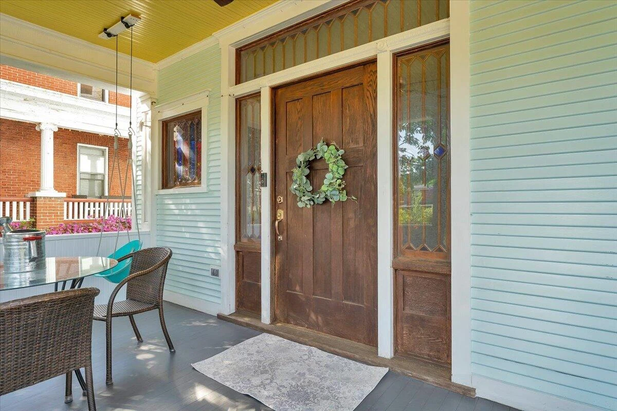 1701 Patterson AVE - Photo 13