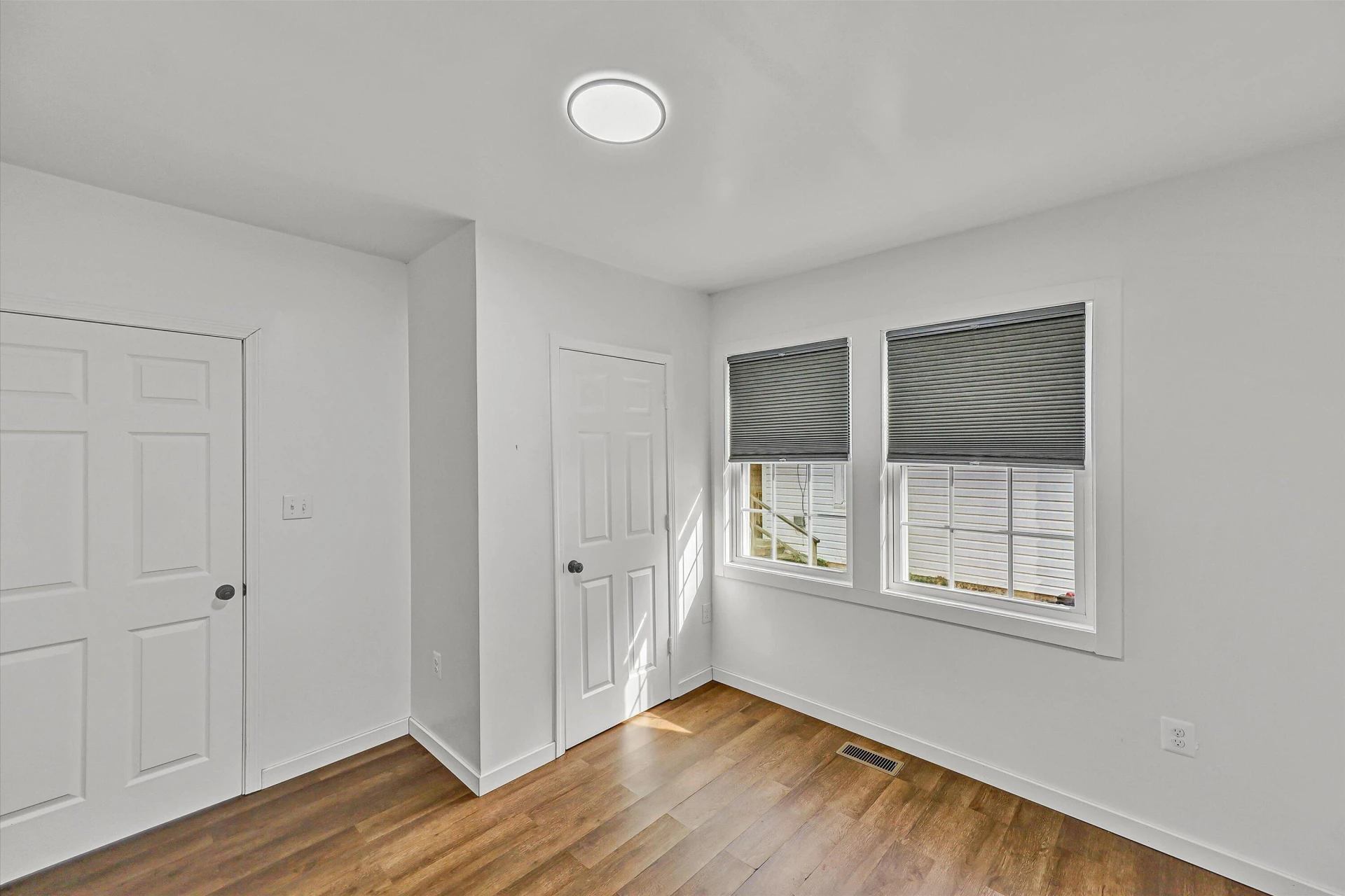 733 Craig ST - Photo 23