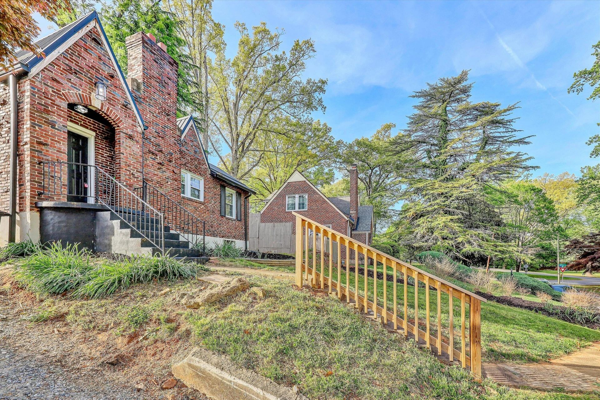 733 Craig ST - Photo 32