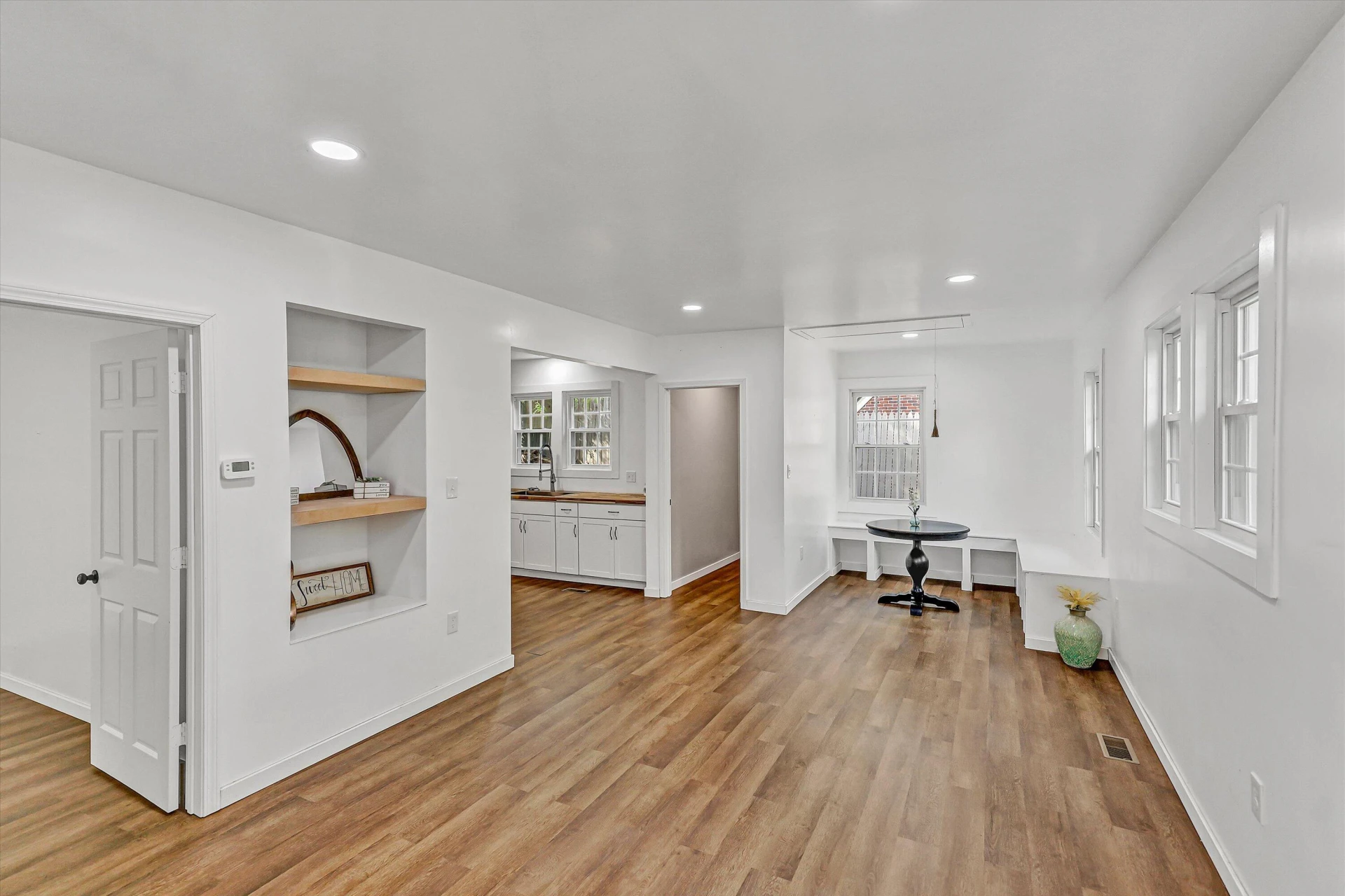 733 Craig ST - Photo 7
