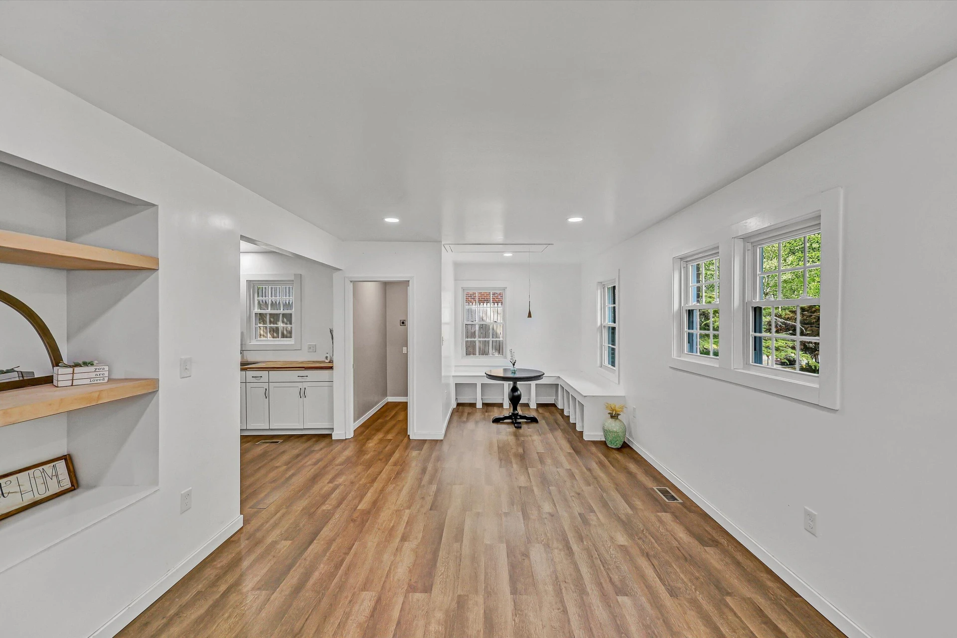 733 Craig ST - Photo 8