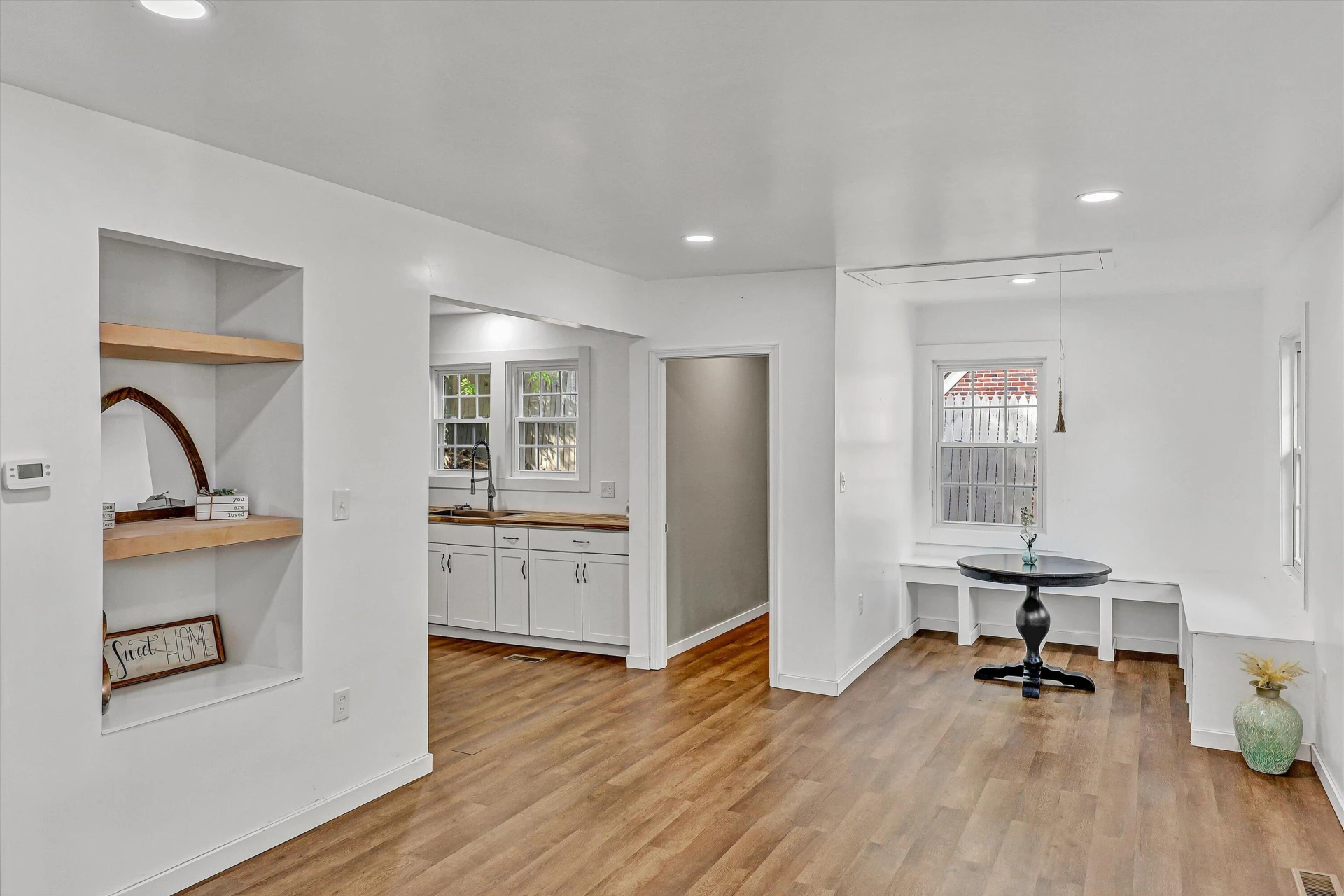 733 Craig ST - Photo 9