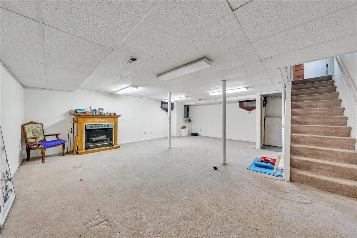 4342 Holmes ST - Photo 12