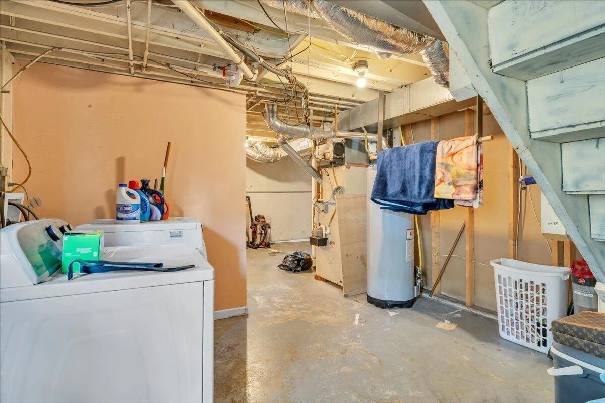 4342 Holmes ST - Photo 16