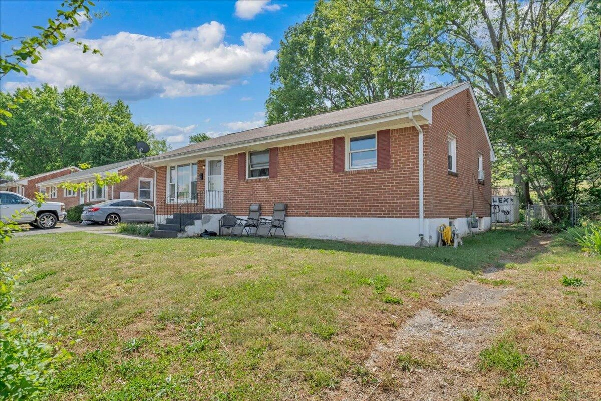 4342 Holmes ST - Photo 28
