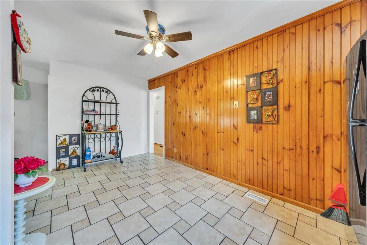 4342 Holmes ST - Photo 7