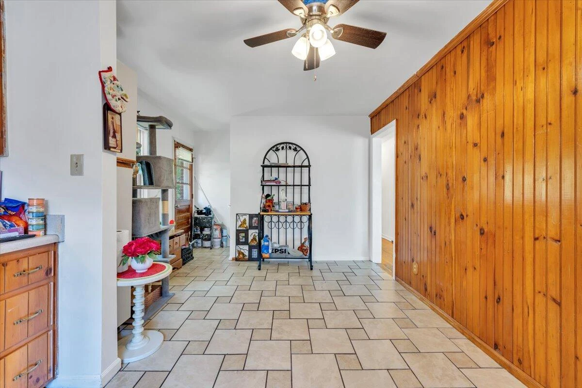 4342 Holmes ST - Photo 8
