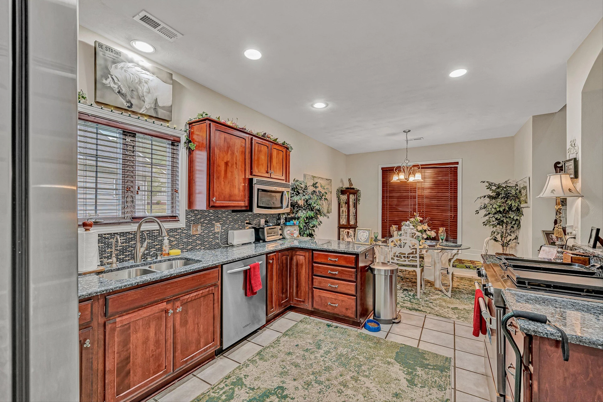 2310 Green Knoll LN - Photo 13