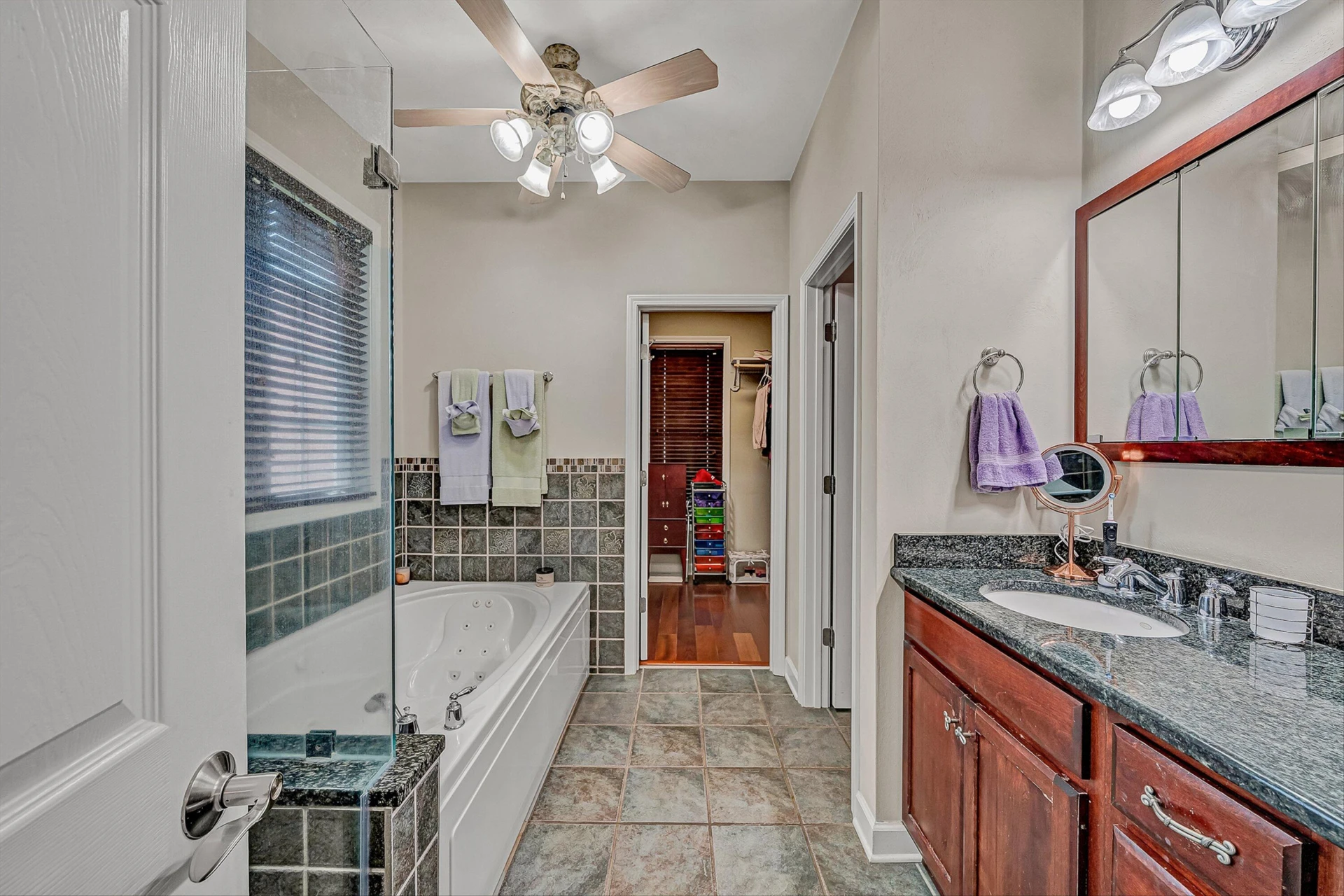 2310 Green Knoll LN - Photo 24