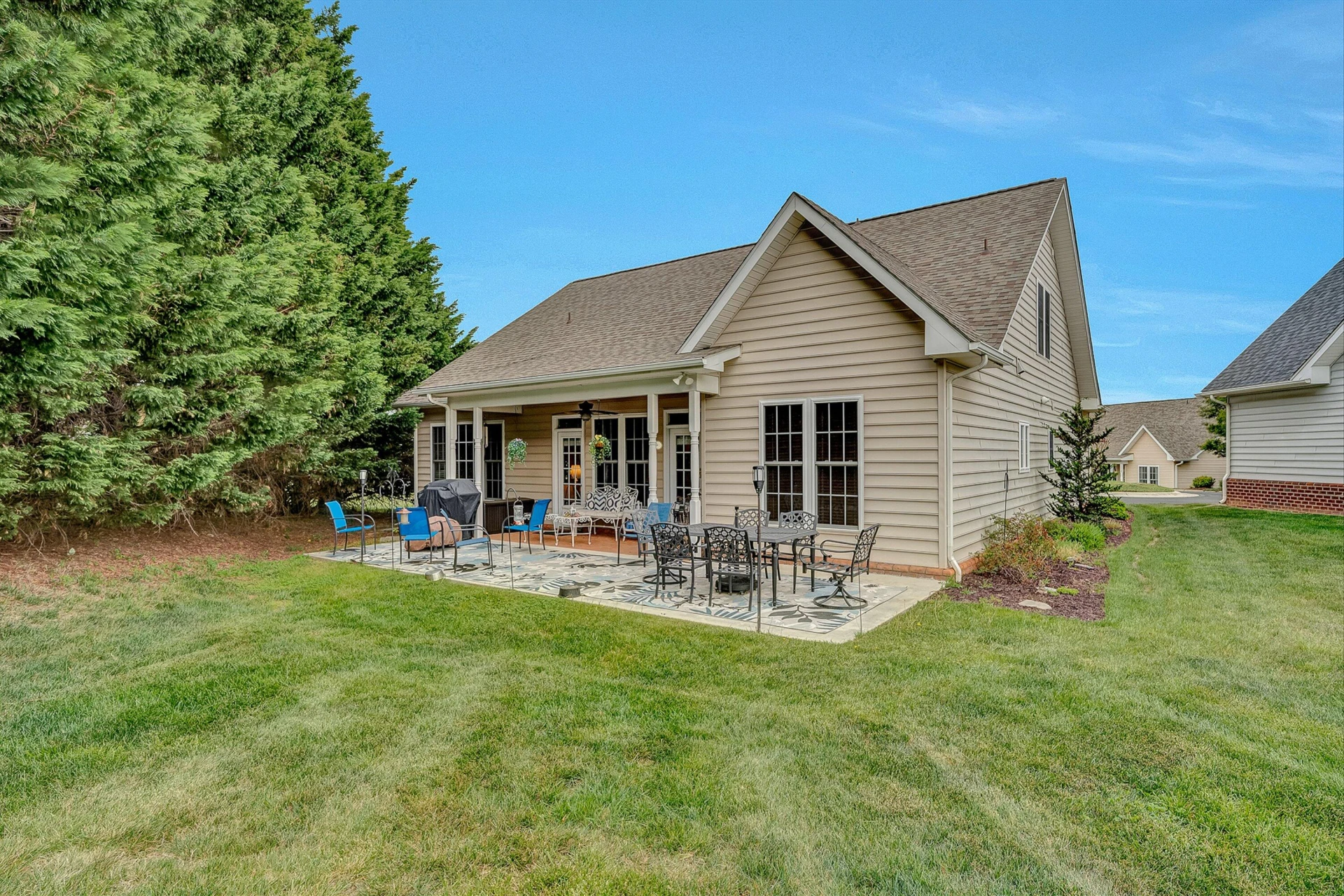 2310 Green Knoll LN - Photo 39