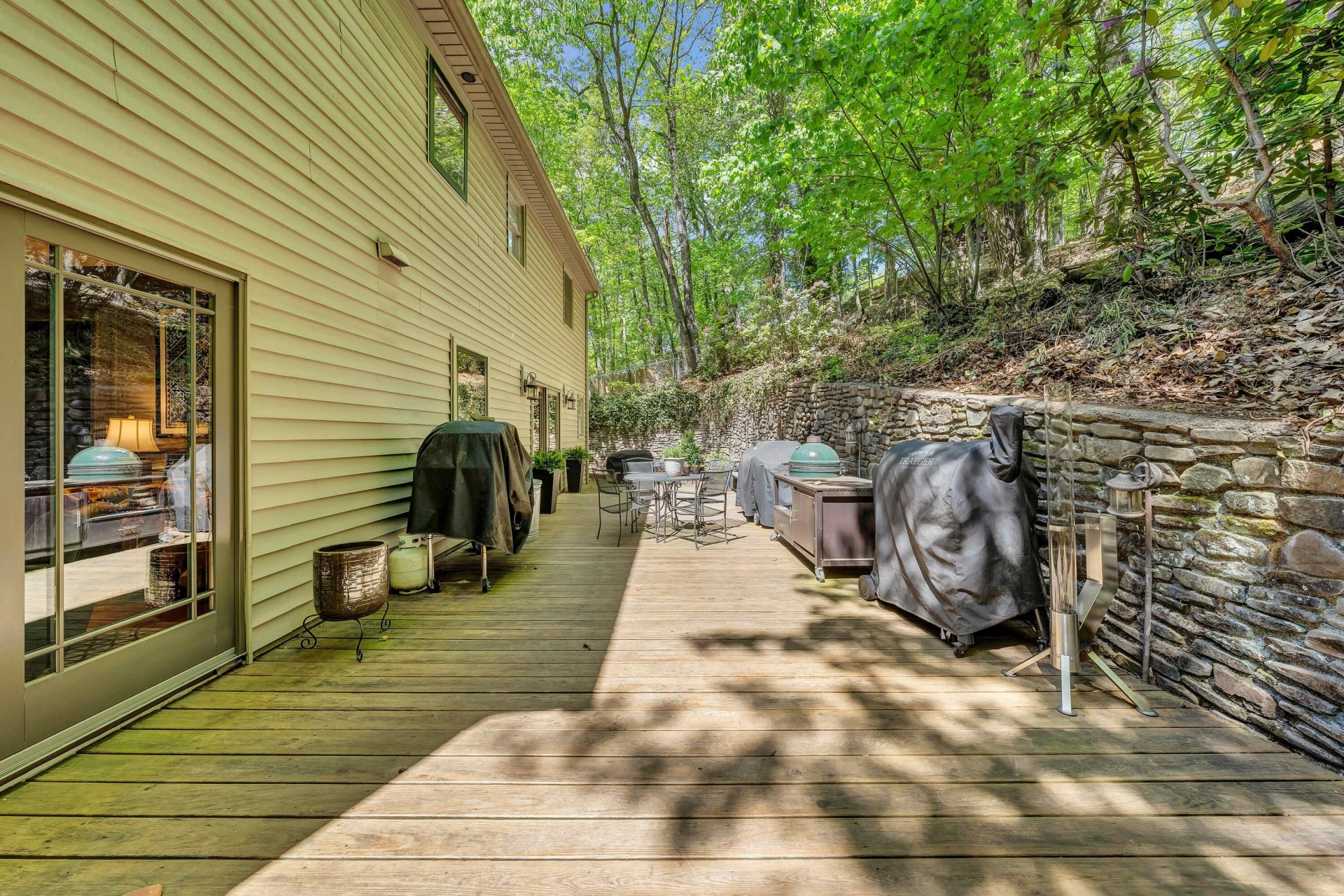 301 Coventry LN - Photo 24