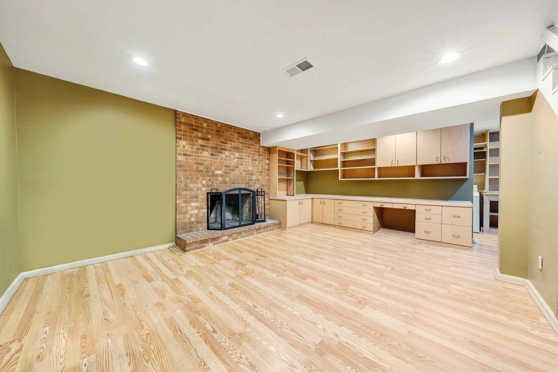 301 Coventry LN - Photo 47