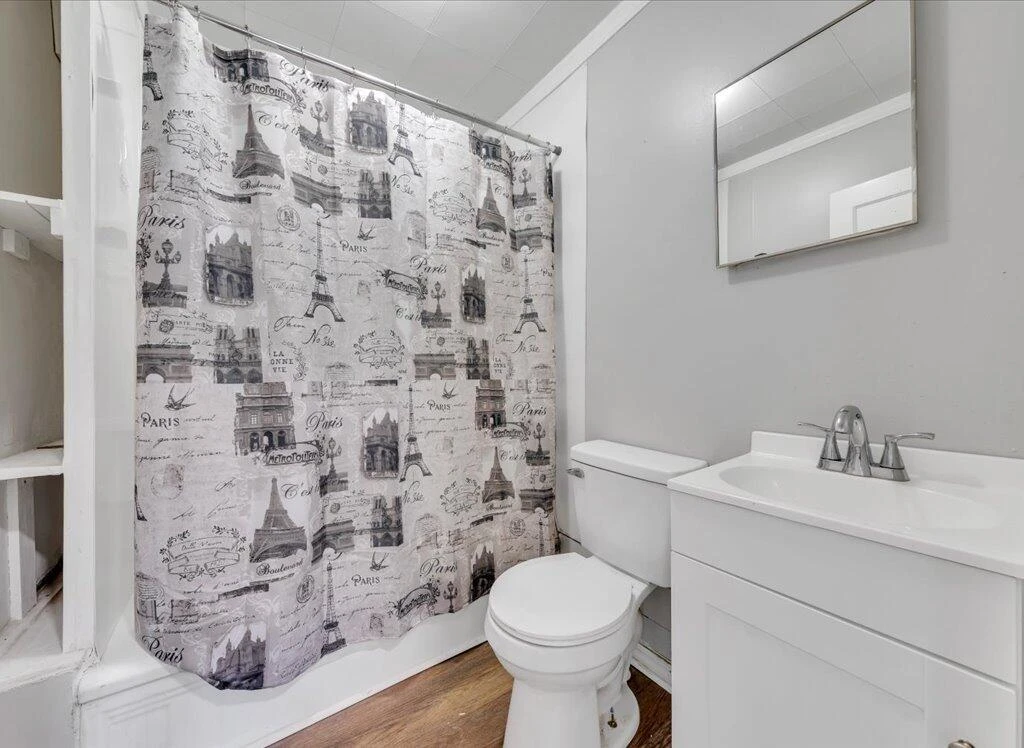 1142 Sylvan AVE - Photo 21