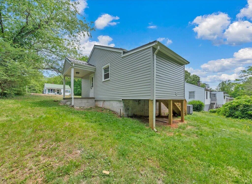 1142 Sylvan AVE - Photo 25